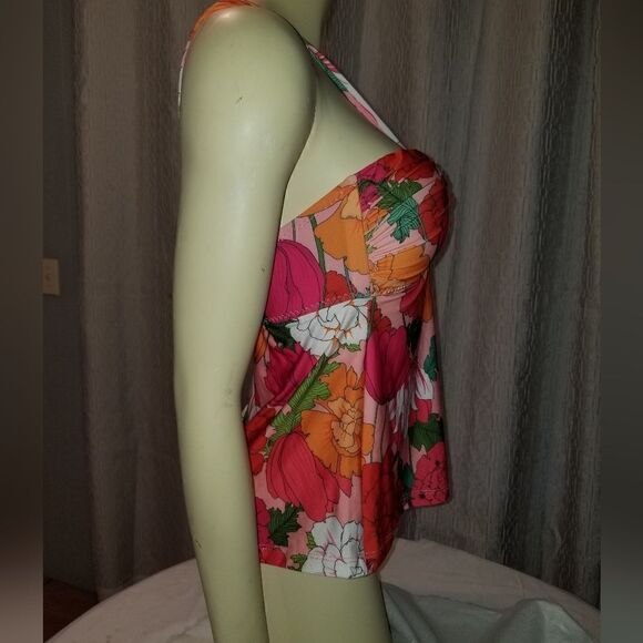 Trina Turk NWT Sunny Bloom Convertible Tankini Size 6 Lightly Padded top only - Picture 4 of 13